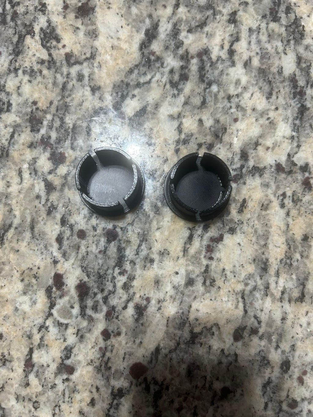 Razor Swing Arm Plugs