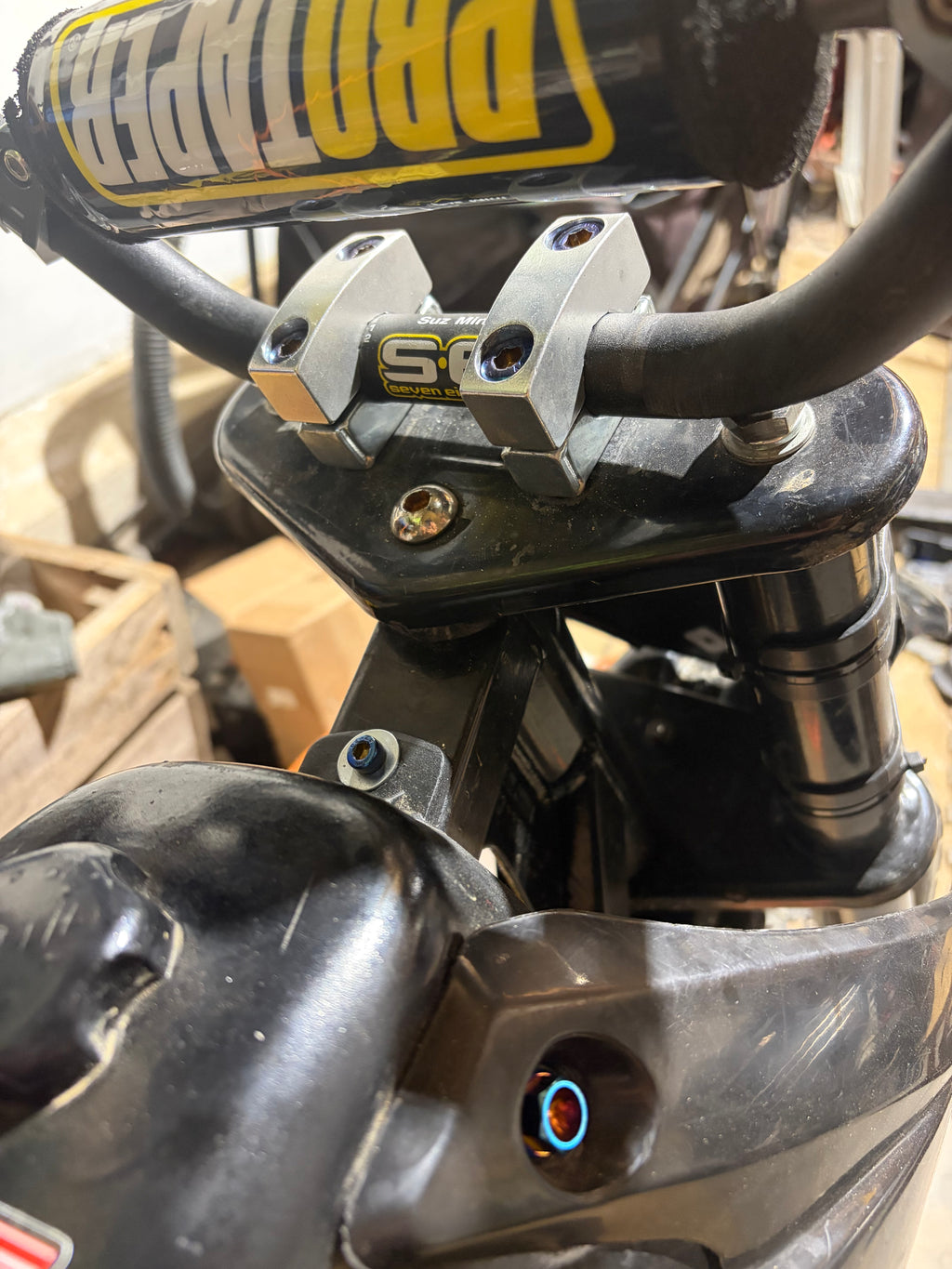 Razor Titanium Bolt Kit